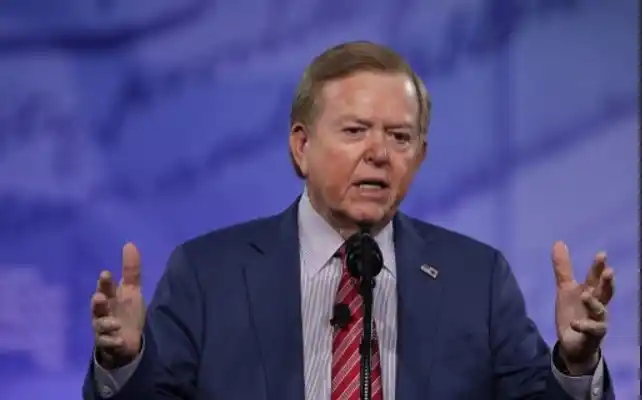 Fox News cancela programa de aliado de Trump