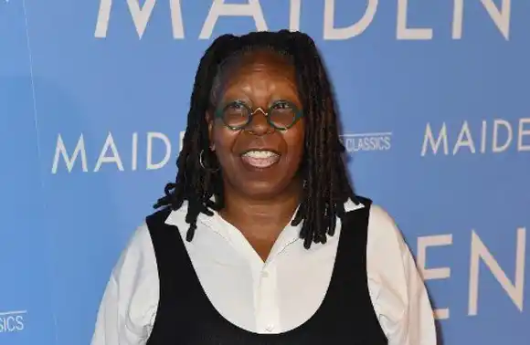 Whoopi Goldberg se disculpó por comentarios sobre el Holocausto