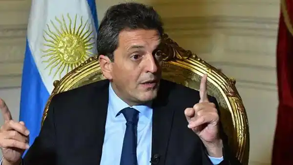 Revisarán los planes sociales y  bajarán los subsidios en los servicios