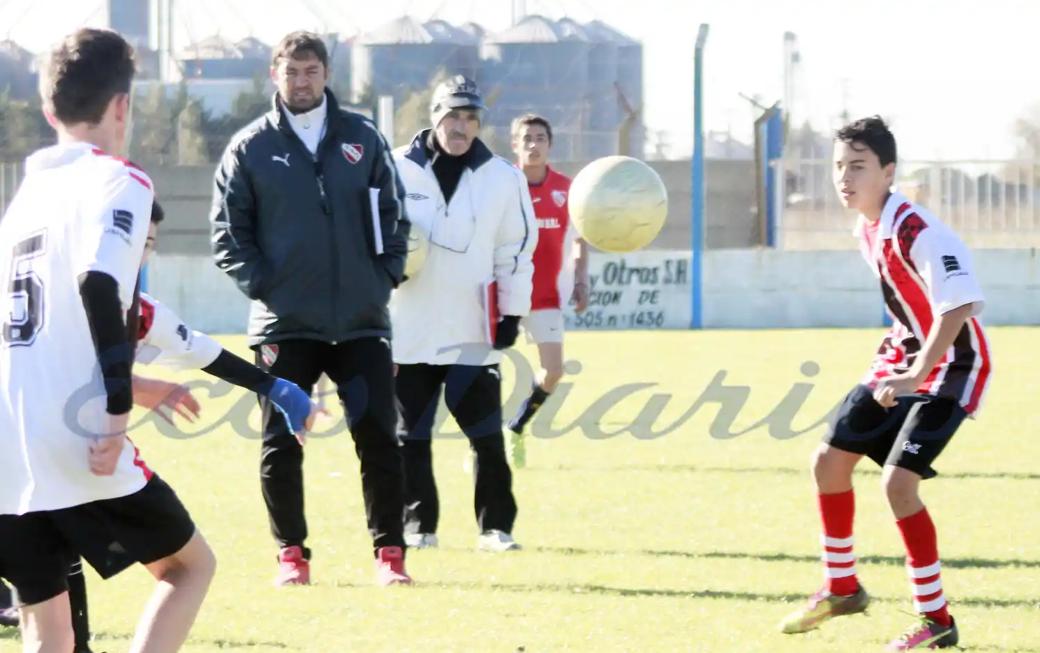 Con la visita de Ricardo Pavoni, Independiente probó jugadores -GALERIA HD-