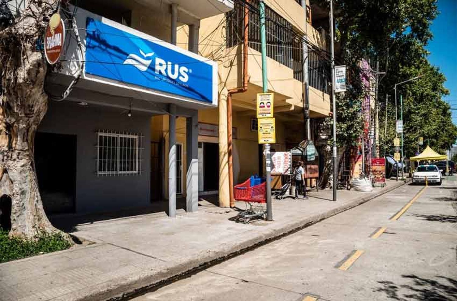 Río Uruguay Seguros y «Encubierto.com» trabajan para la inauguración de dos oficinas comerciales en los barrios bonaerenses de Carlos Mugica y La Juanita