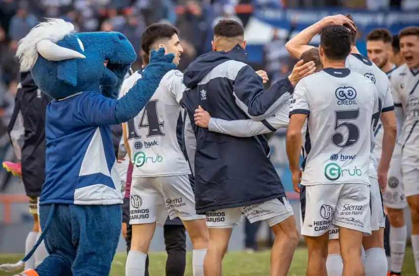 Alvarado, con un ojo en Paraná por la permanencia