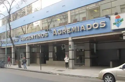 Siete equipos bonaerenses fueron inhibidos por FAA