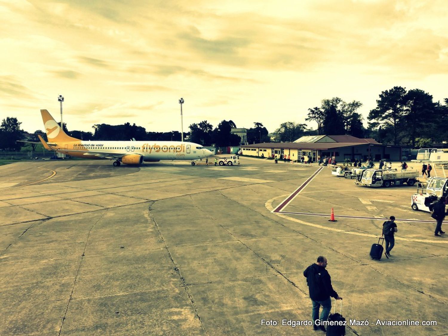 [Fotogalería] 21 postales de esta tarde en el aeropuerto de El Palomar (más video)