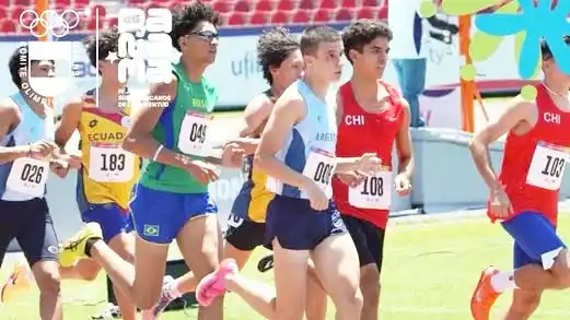 Felipe Bond campeón Sudamericano de los 800 metros en Panamá