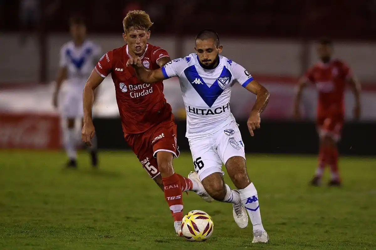 Huracán y Vélez quedaron  a mano con un pobre empate