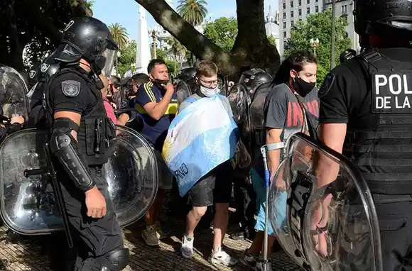 Despedida a Maradona: nueve detenidos en el operativo de seguridad que involucró a más de 1200 efectivos