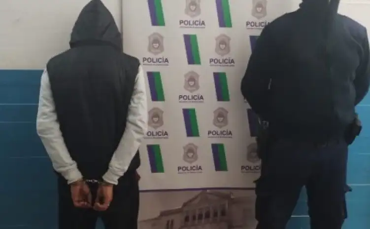El joven fue detenido esta vez por robar cables.