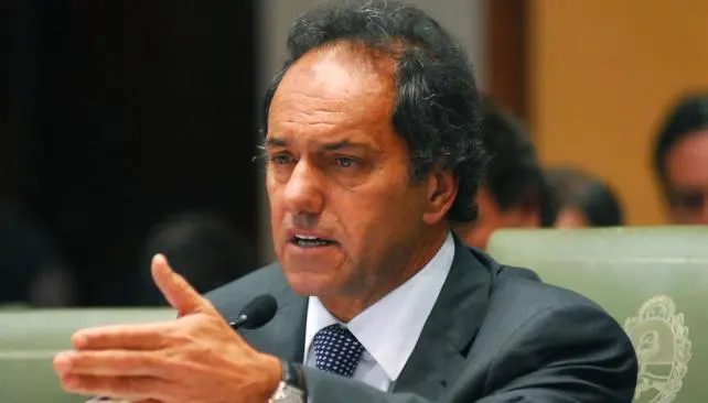 Scioli anunció la incorporación de 7.500 nuevos policías