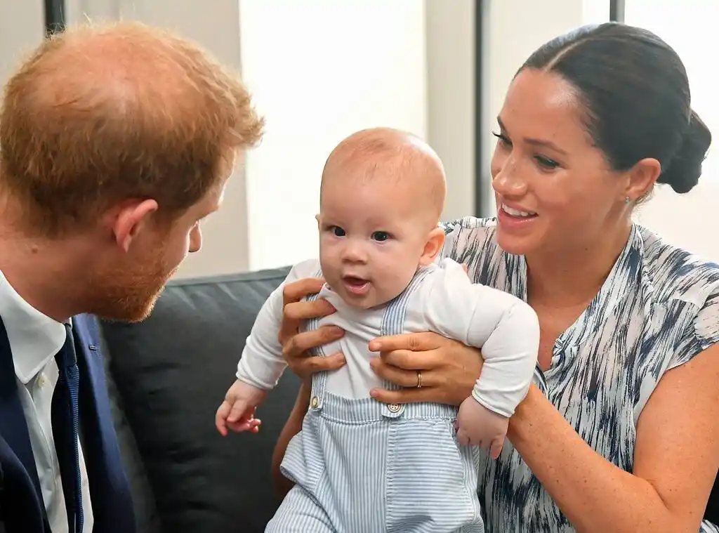 Meghan Markle responsabilizó a la realeza británica de preocuparse por lo oscura que sería la piel de su hijo