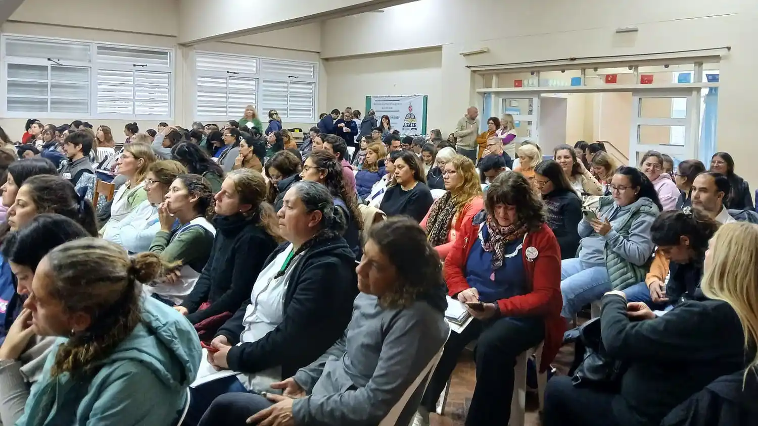 Docentes participaron de un taller sobre evaluación en el marco del ciclo de charlas de AGMER