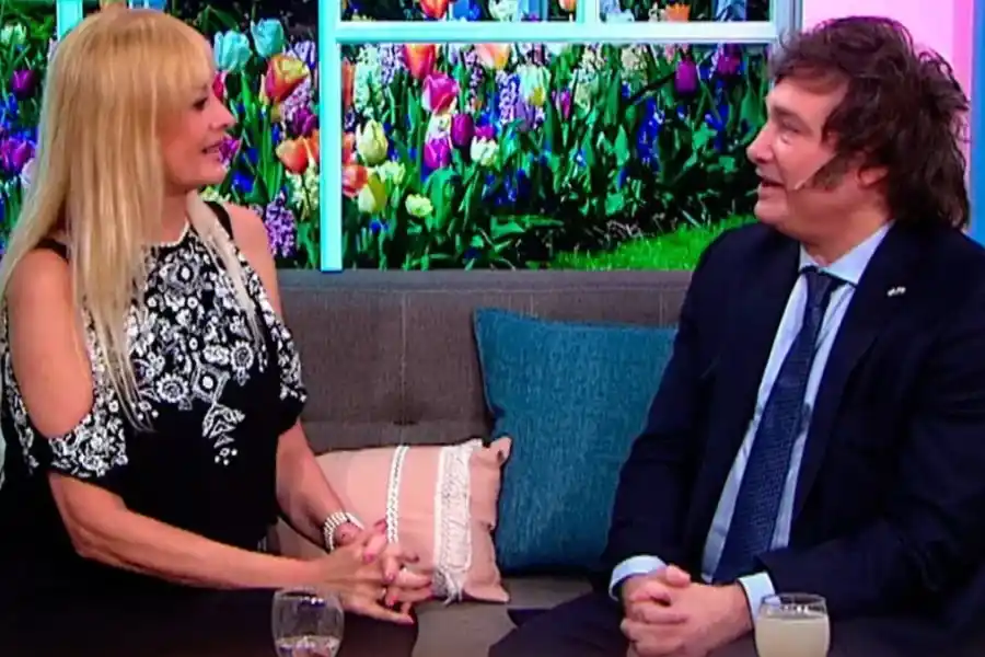 Milei y Yuyito González en una entrevista televisiva