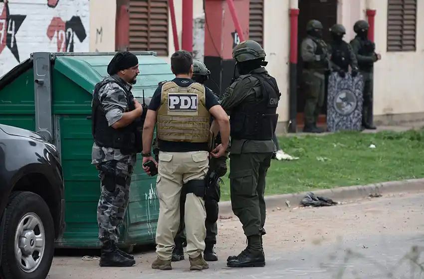 Detienen a cuatro policías de la PDI por irregularidades en un operativo