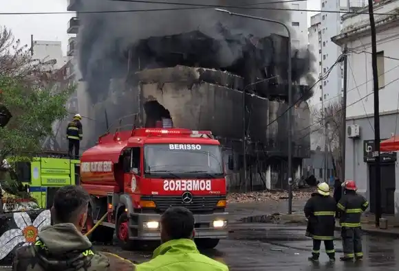 El depósito clandestino incendiado en La Plata había sido clausurado el 25 de junio