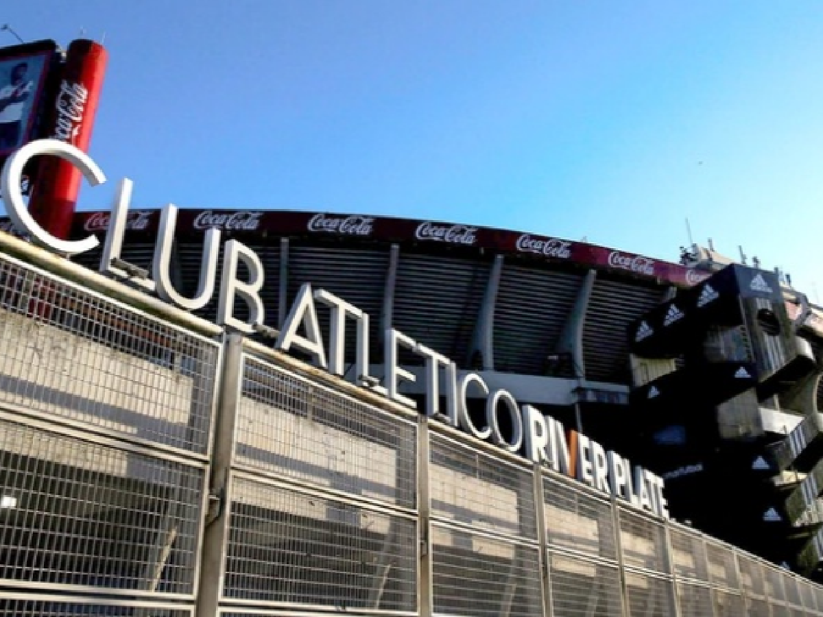 River abrirá las puertas del Monumental para que duerma la gente en situación de calle en una de las noches más frías del año