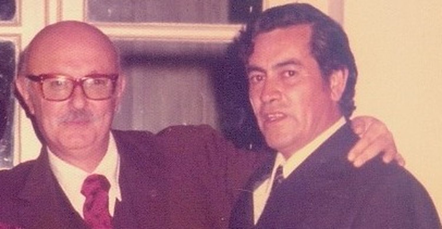 Aldo Giménez junto a su gestor y amigo José Sajnín.