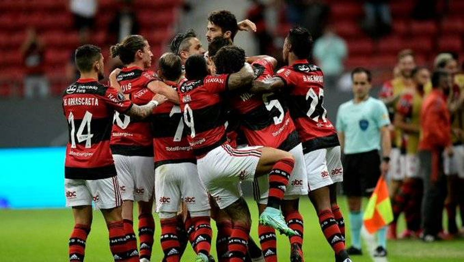 Defensa y Justicia perdió 4-1 con Flamengo en Brasil y fue eliminado