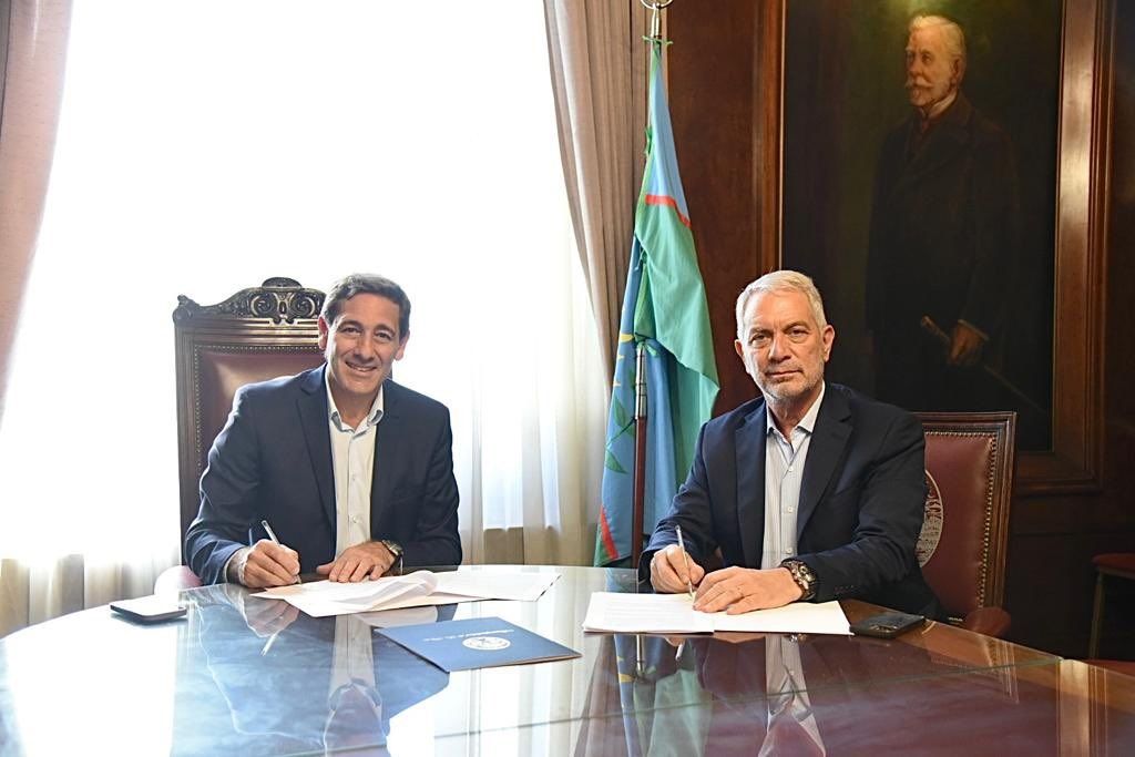 Garro y Alak: Traspaso de mando