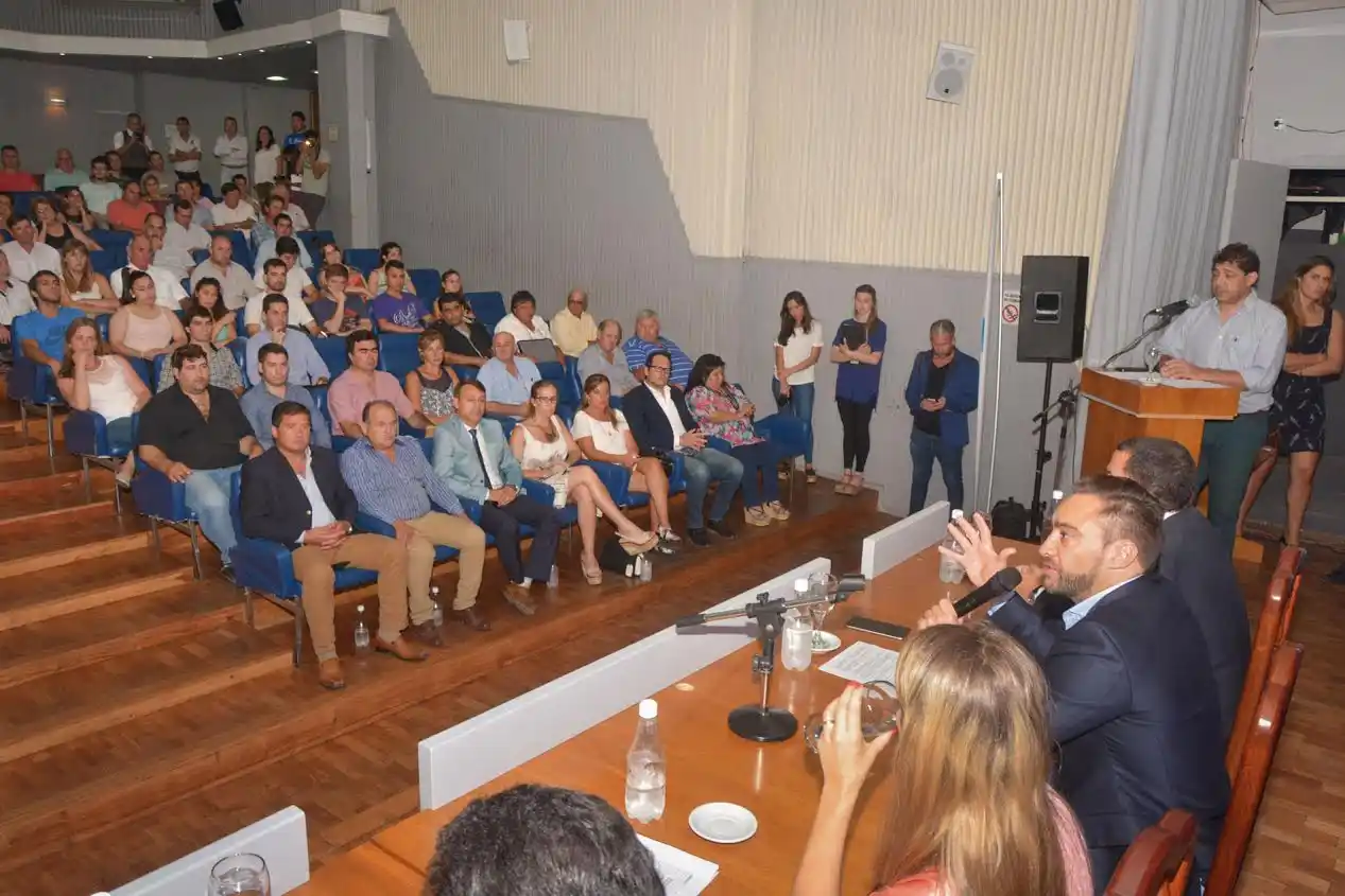 Entregaron aportes a juntas de gobierno