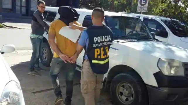 Por 90 días estará preso el sujeto que encadenó a su mujer por “celopatía”