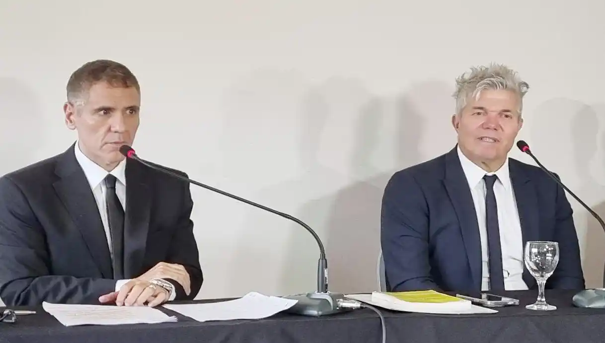 Burlando pidió las llamadas de jueces, fiscales, Rosario Romero y del director de ANÁLISIS