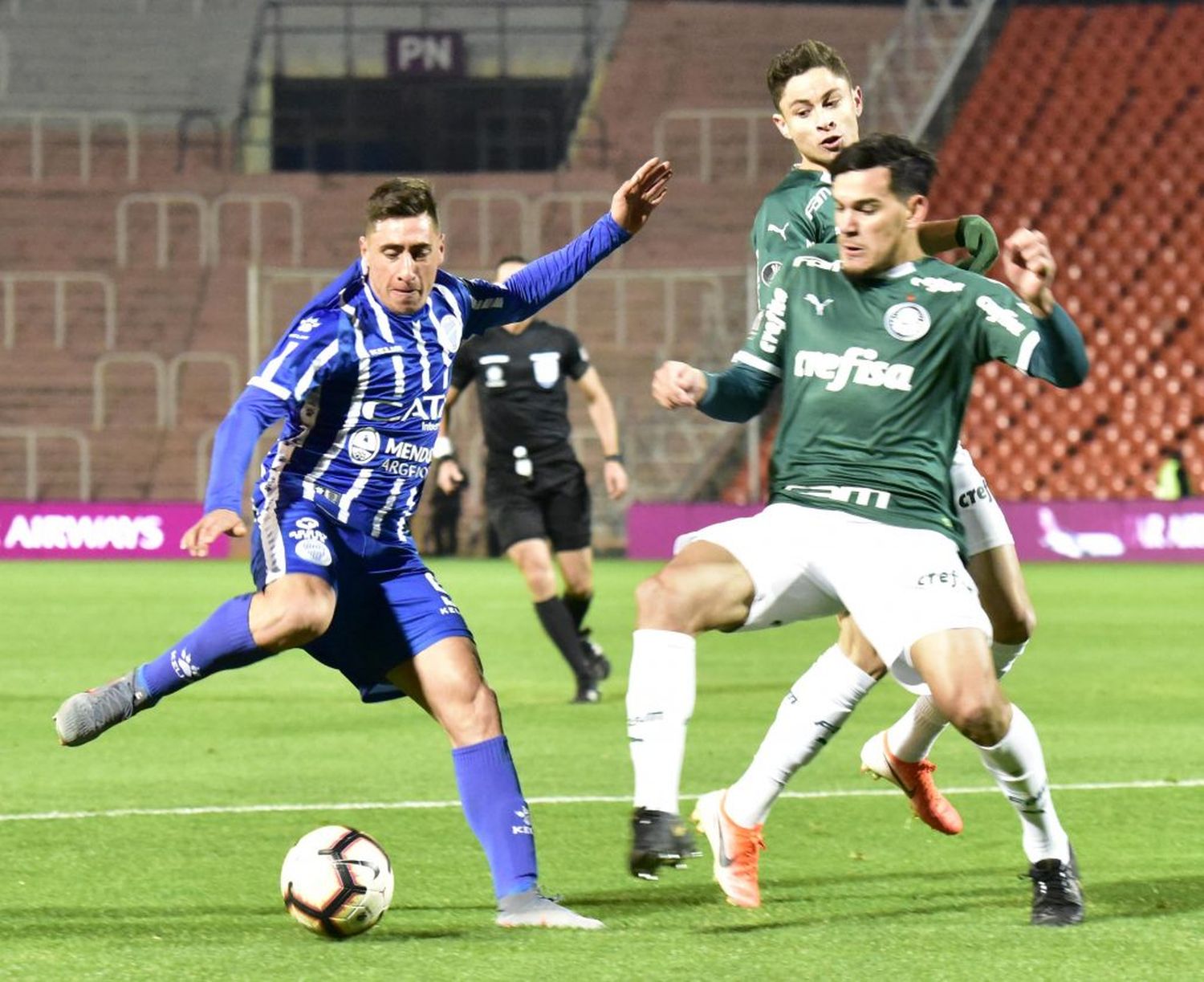 Godoy Cruz empató y quedó complicado para la revancha