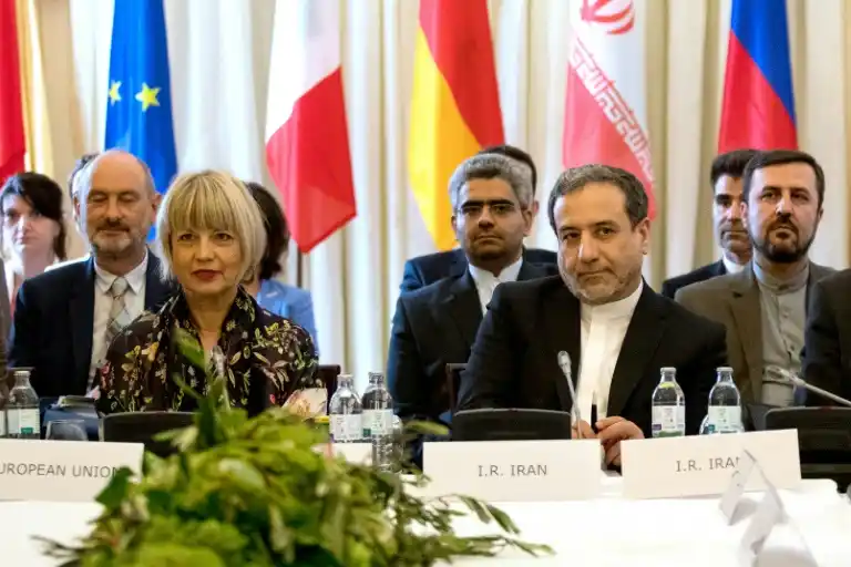 Irán advirtió a los europeos, pero continuará en el diálogo
