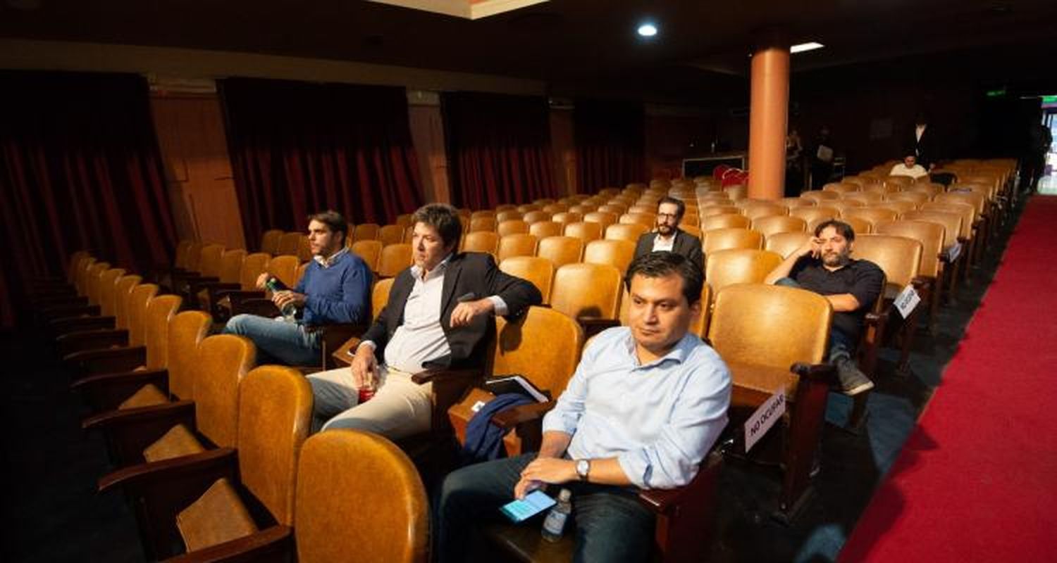 Ramón Salazar se reunió con Kicillof en la ronda de encuentros con intendentes