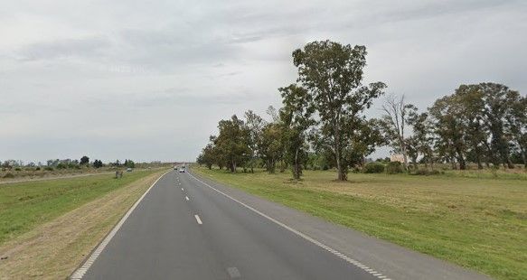 Emboscada en Santo Tomé: pusieron escombros sobre la autopista y asaltaron a un camionero