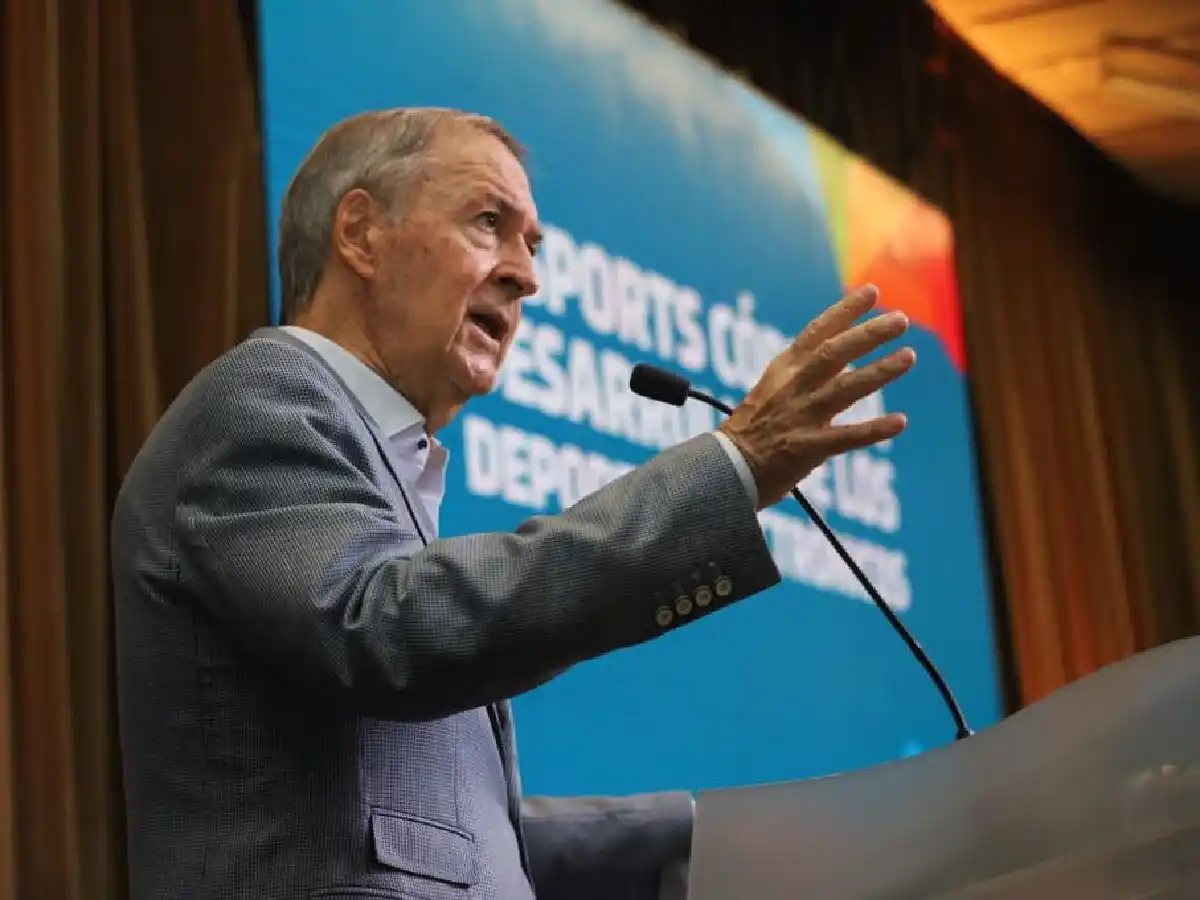 Schiaretti y Llaryora repudiaron el ataque que sufrió Cristina Kirchner