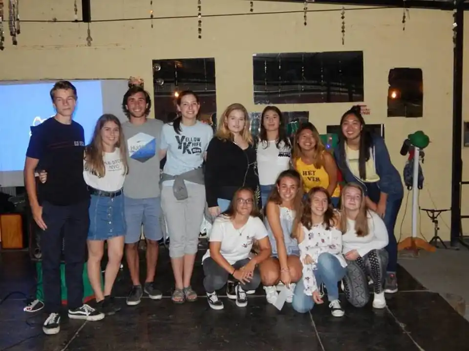 Llegan más estudiantes del extranjero