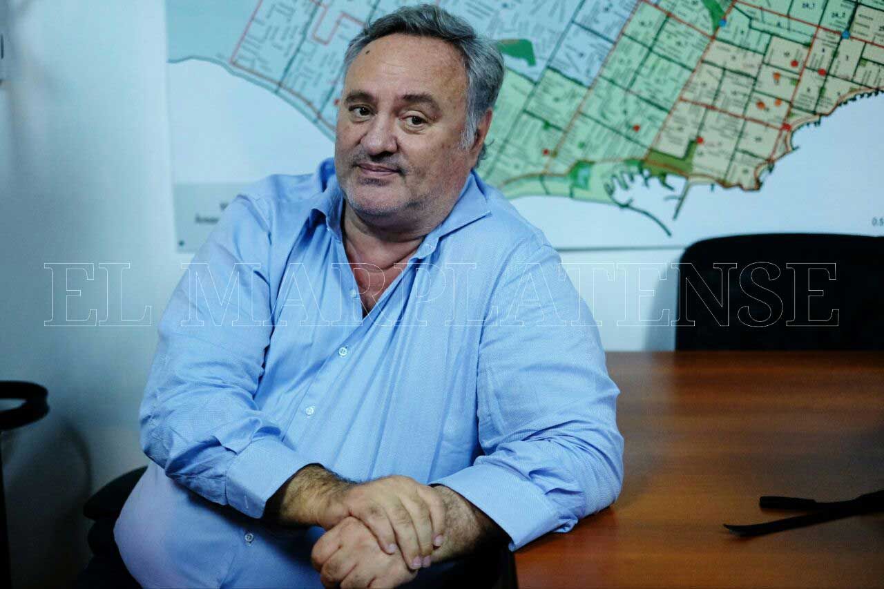 "La educación pública fue destruida sistemáticamente en los últimos años"