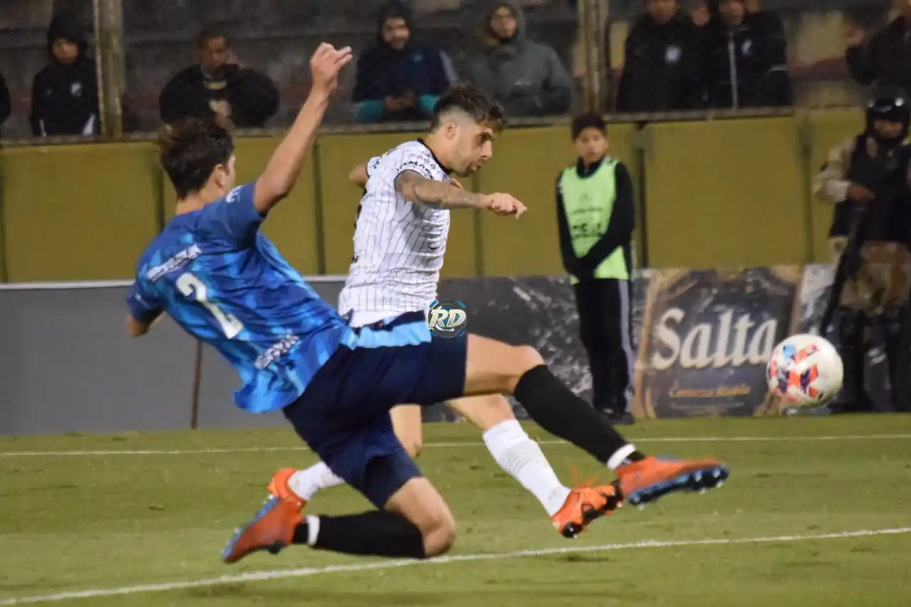 Con muchos cambios y sin margen de error, Juventud recibe a San Martín de Formosa