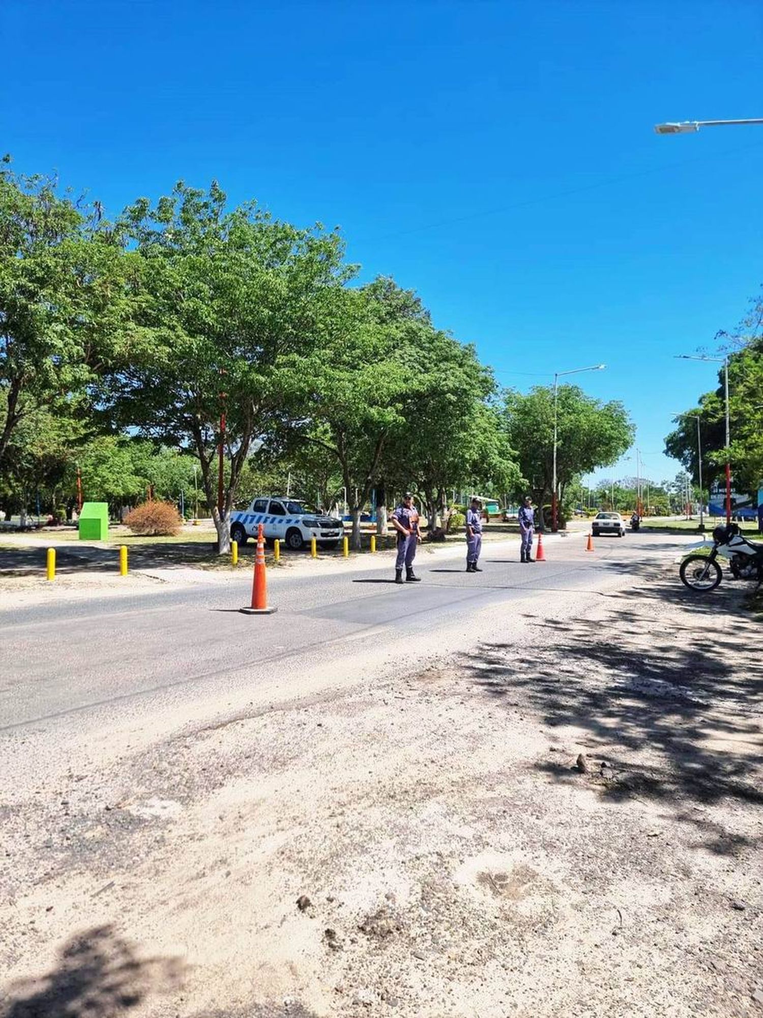 La Policía labró 245 actas de infracción y sacó
de las calles a más de 75 conductores ebrios