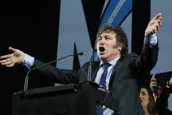 Milei cerró su campaña: fuerte discurso contra la dirigencia política y reivindicación del menemismo