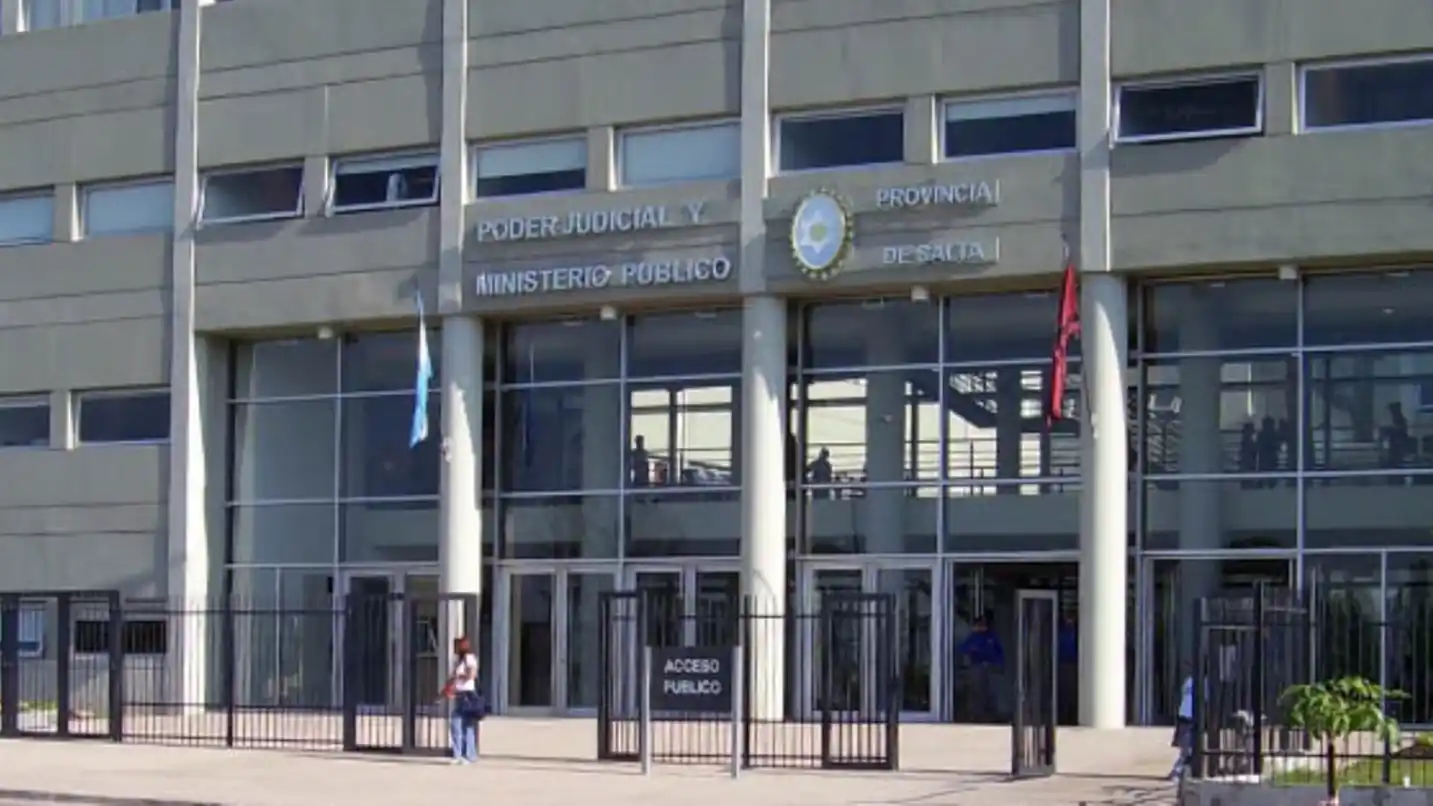 El agente permanece detenido y fue imputado. (Foto: gentileza Opinorte)