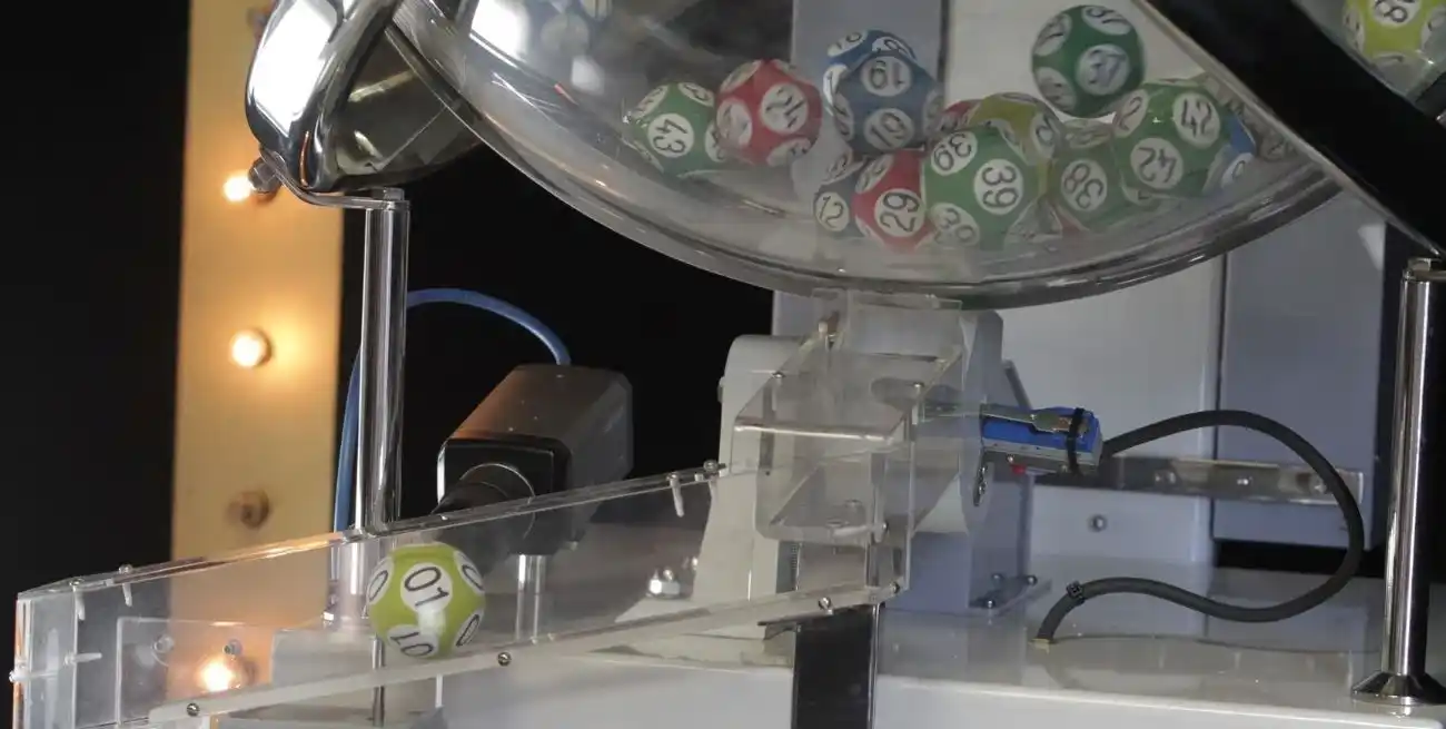 Desde las 21 la Lotería de Santa Fe sortea un pozo extraordinario de $287 millones en el Gordo de Fin de Año.