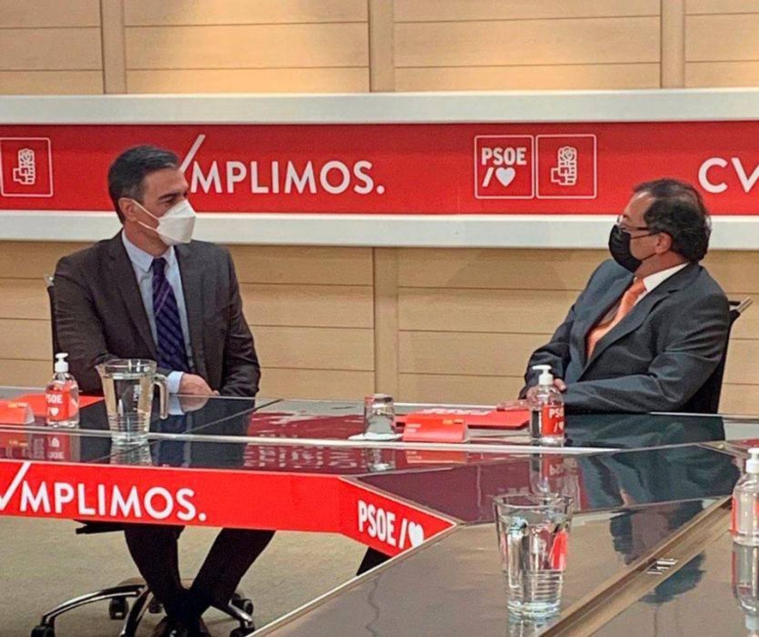 Petro hará acuerdos con terroristas