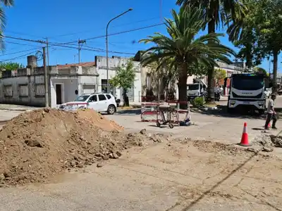 Cortes en zona céntrica: restauran del sistema cloacal en calle Concordia, entre Rocamora y Ayacucho