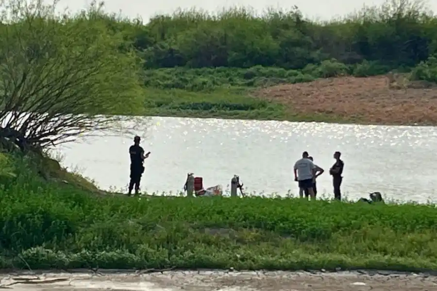 Fatal: un agente penitenciario se ahogó en el río Salado frente a su familia