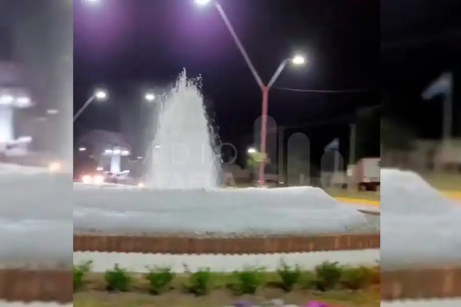 Así estaba la fuente la primer vez que le hicieron la maldad.