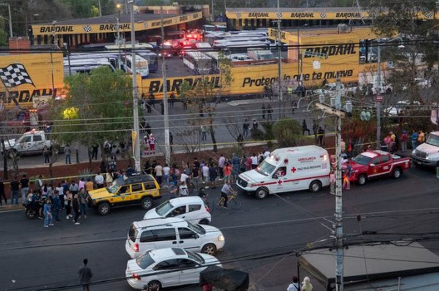 Un helicóptero cayó