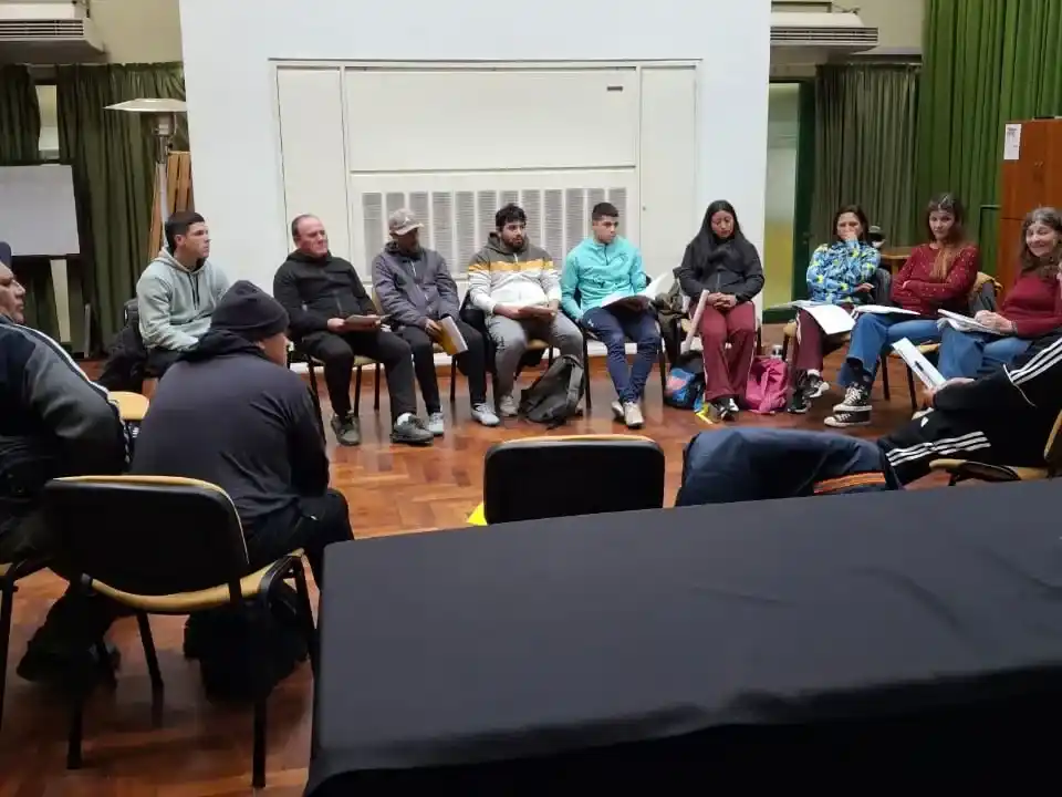 Las Escuelitas Deportivas Municipales fortalecieron la formación de sus referentes con espacios de reflexión