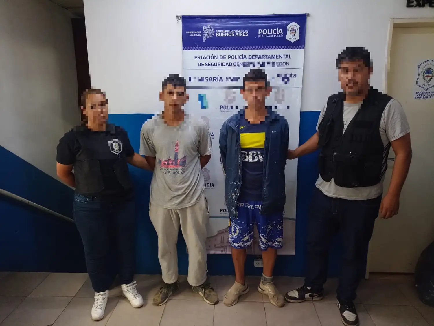 Los detenidos, uno de 28 y otro de 29 años, fueron notificados y trasladados a dependencia policial.
