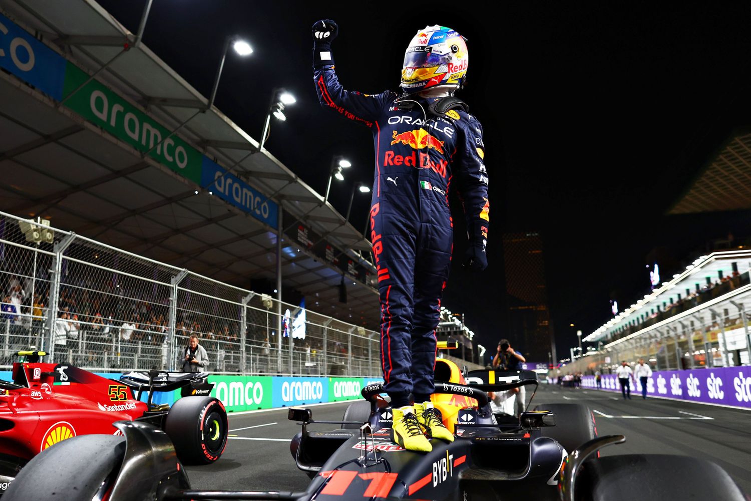 “Checo” Pérez logró la primera pole de su carrera