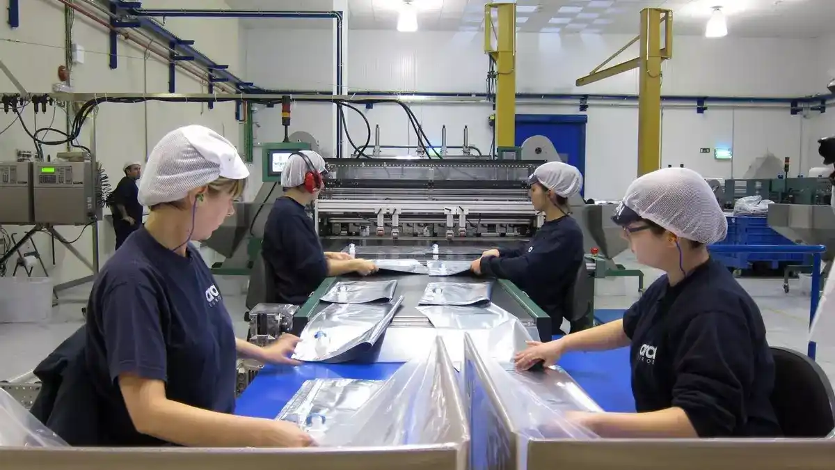 Se perdieron casi 80 mil puestos de trabajo en la industria desde la asunción de Javier Milei