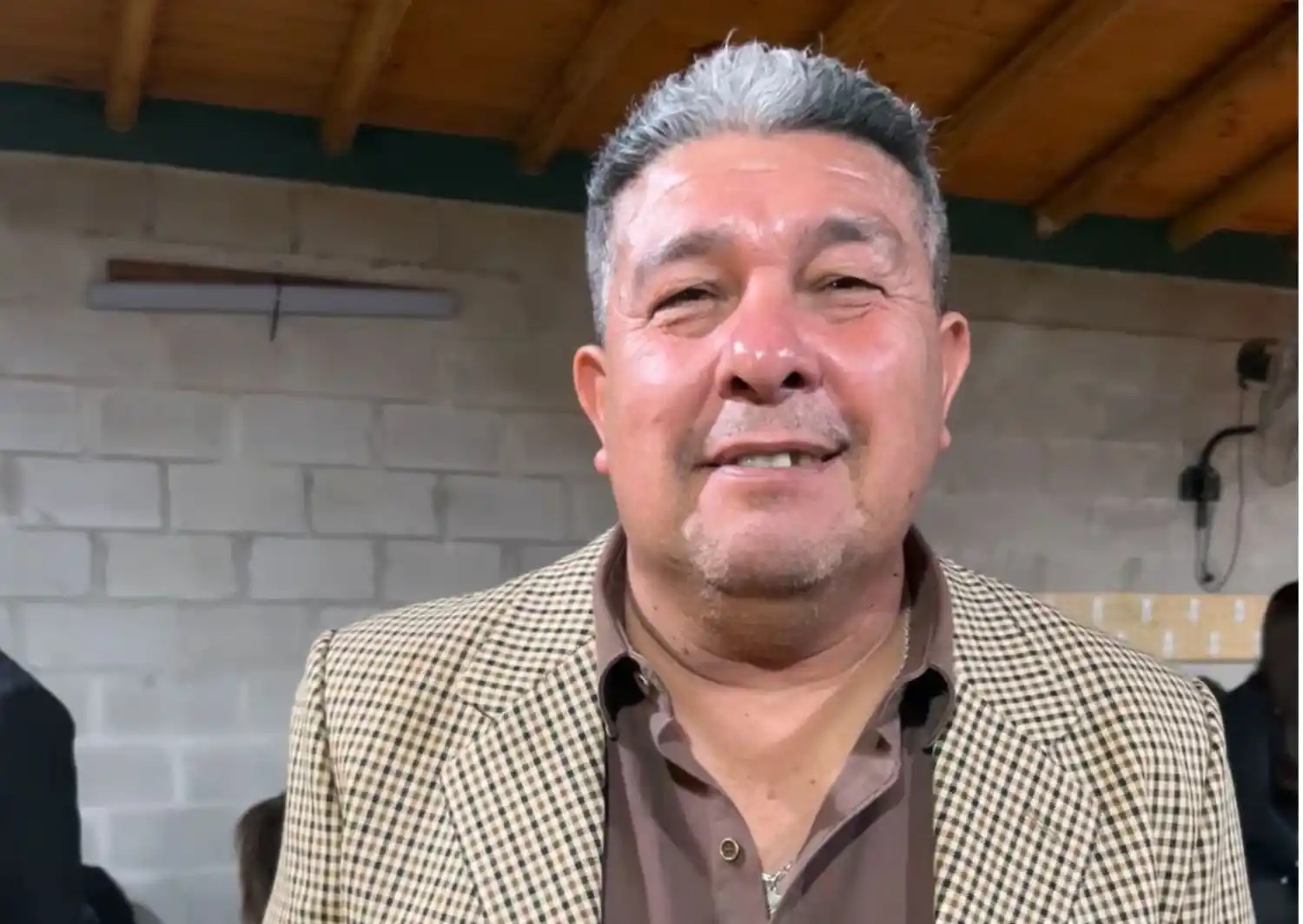 Pablo está internado y luchando por su vida.