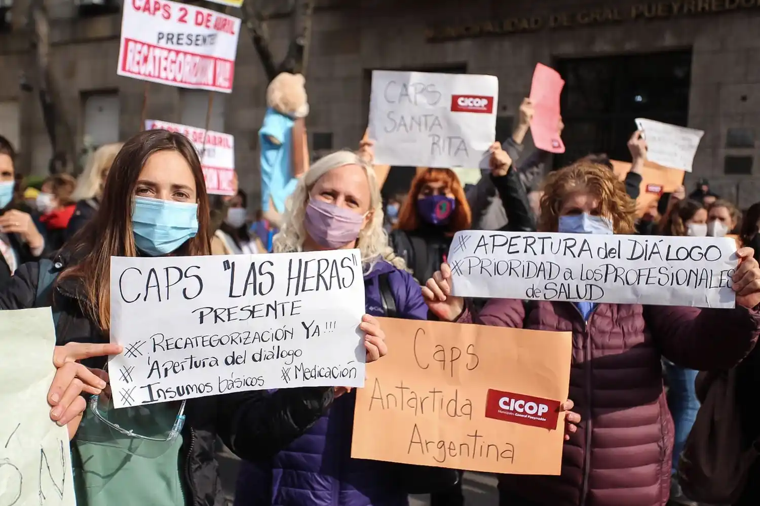 Paritarias: Profesionales de la salud exigen la urgente convocatoria del gobierno provincial 