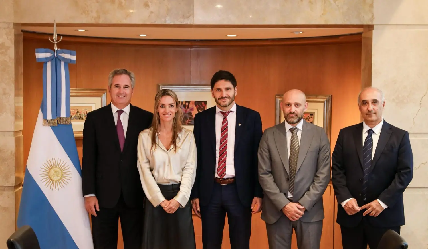 Pullaro llevó al canciller Quirno un documento en defensa de la producción santafesina de biodiésel