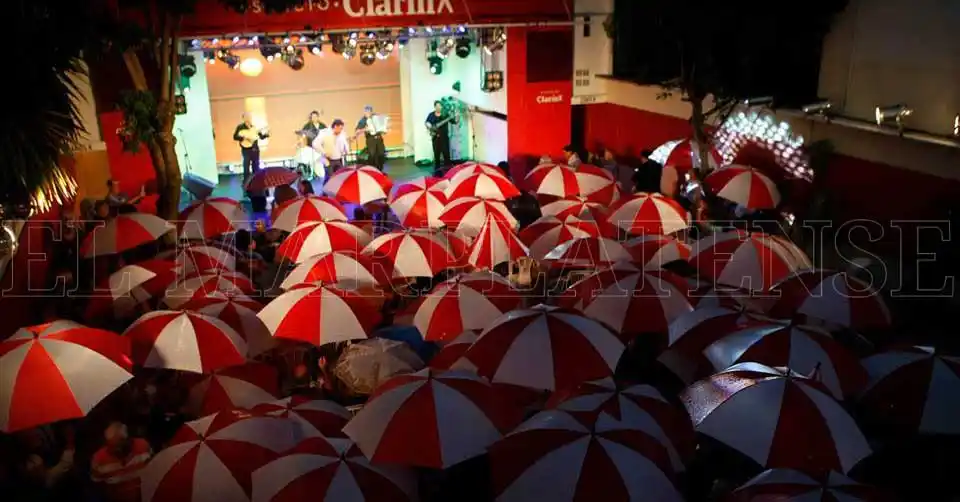 Por las inclemencas climáticas, Espacio Clarín suspendió sus actividades